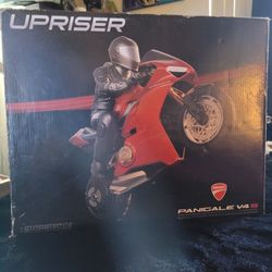 Upriser R.C. Motorcycle (DUCATI) 