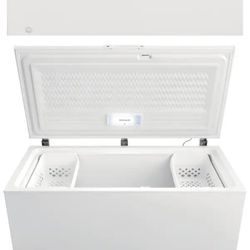 Frigidaire chest freezer 14.8 CU
