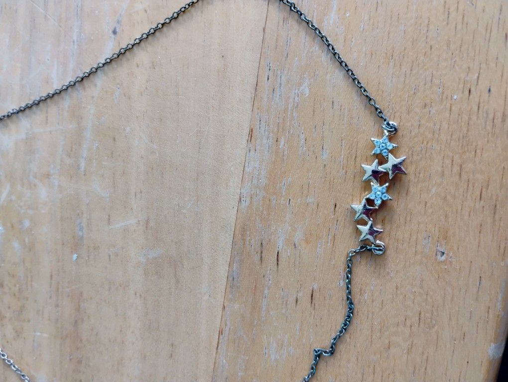 18 Inch Star Necklace