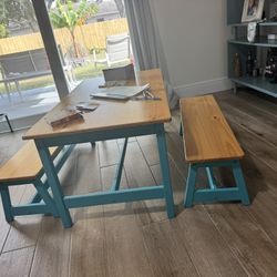 Children’s Craft Table 