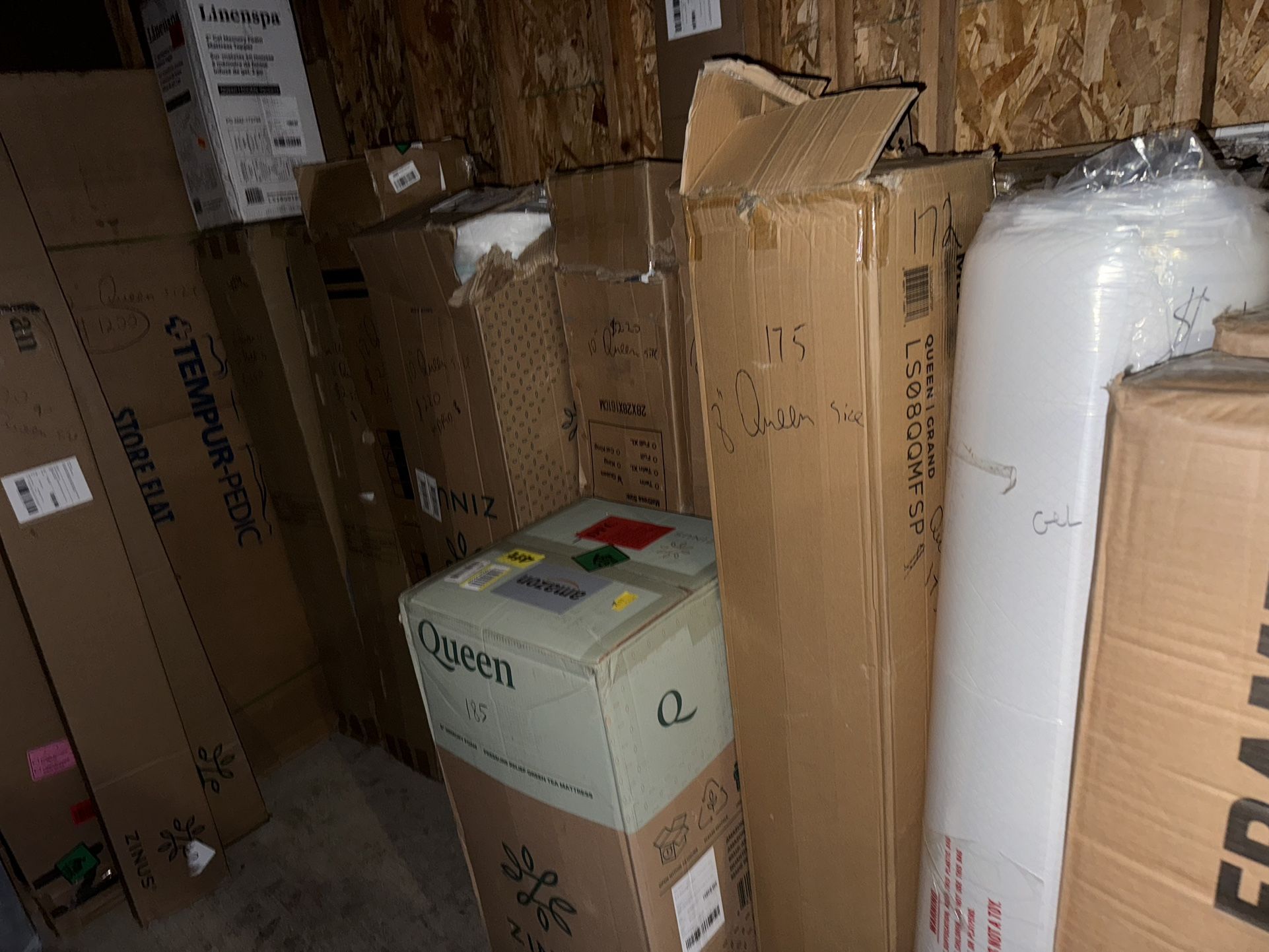 New Queen Size Mattress In A Box Price Range $175 250