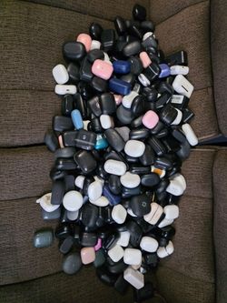 390 Earbuds ** PLEASE READ