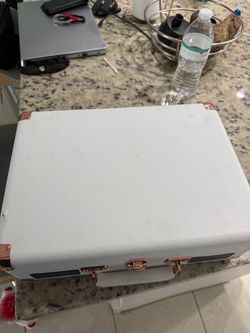 Record player- White