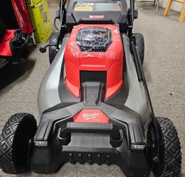 Milwaukee M18 FUEL Brushless Cordless 21 in. Walk Behind Dual Battery Self-Propelled Mower (Tool-Only)