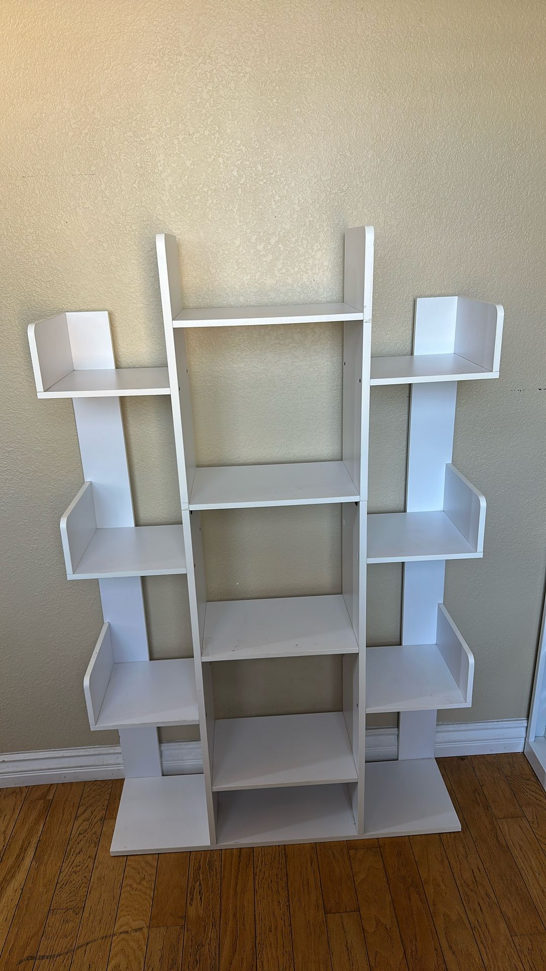bookshelf