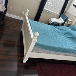 Full bed with with mattress with 2 nightstand