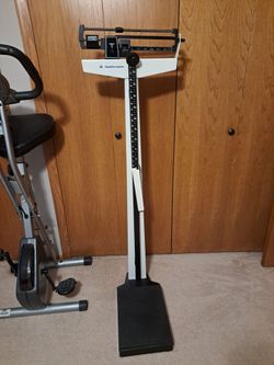 Doctor Office Scale/ Health-O-Meter