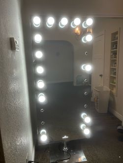 Full body vanity