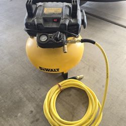DeWalt AIR Compressor 6.0 Gal