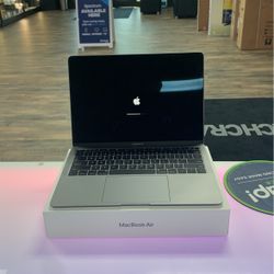 2018 MacBook Air 128GB SSD 8GB RAM I5 CPU Used Like New 