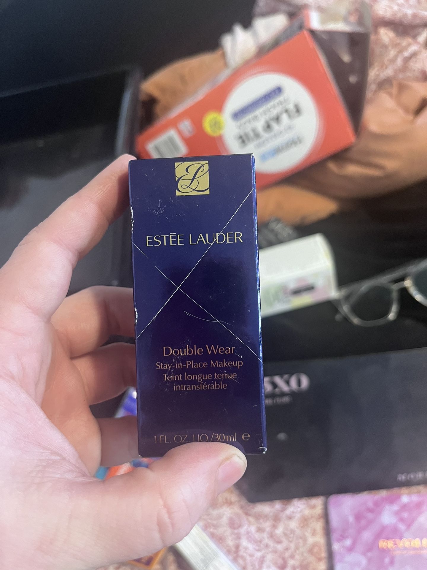 Estée Lauder Double Wear 1N1 ivory nude