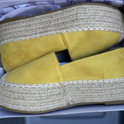 Women’s size 10 Slip On Clog Style Shoes