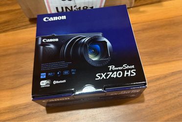 Canon PowerShot SX740 HS