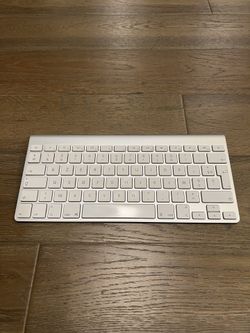 Apple Keyboard - FRENCH (Azerty)