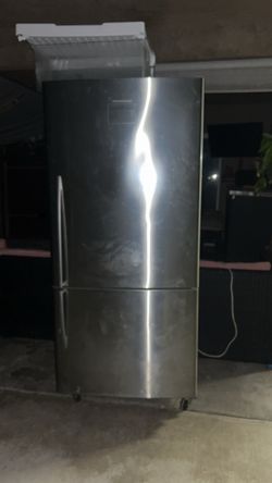 Refrigerator