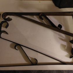 3 Metal Decorative Shelf Brackets