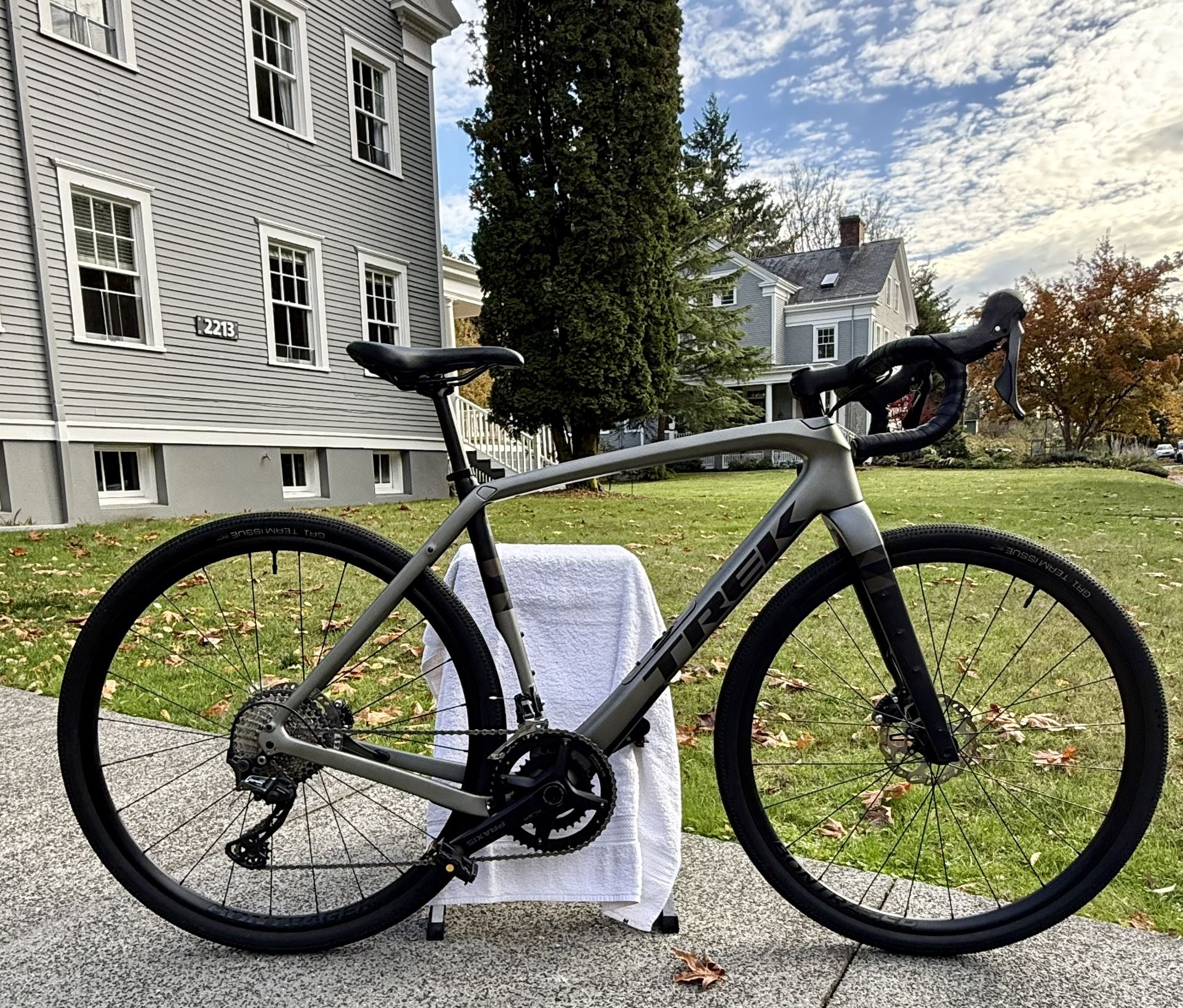 Trek Gravel Bike (56cm)- 2023 Checkpoint SL5