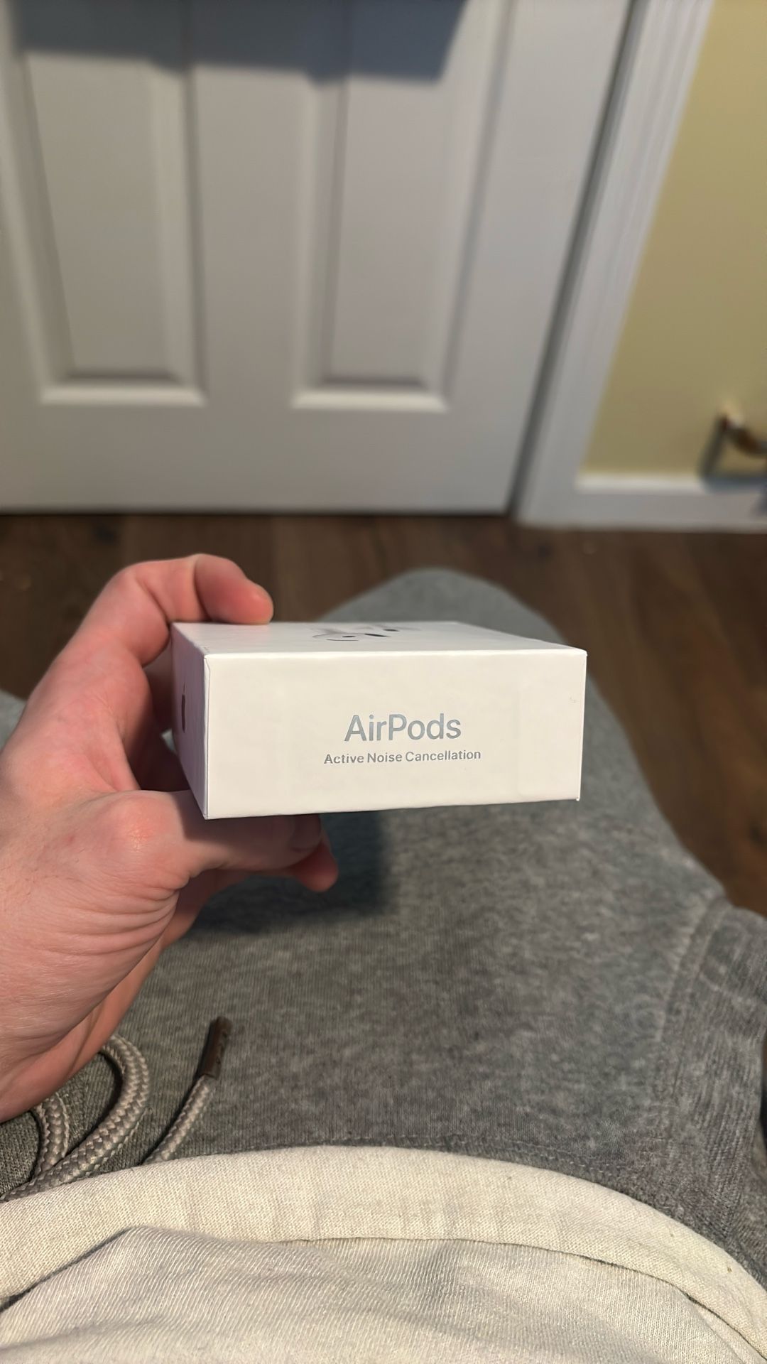 airpod 4s (ANC) active noise cancelization