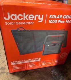 2000W Output/4000W Peak Solar Generator 1000 Plus Expandable Push Button Start Battery LiFePO4 100W Solar Panels