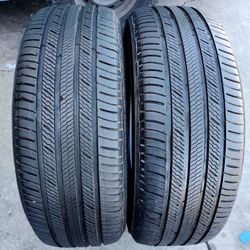 2 USED TIRES MICHELIN 235/55/20