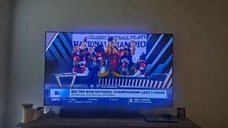 75" Samsumg TV