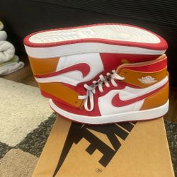 Women’s Air Jordan One Zoom Air