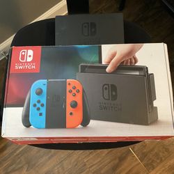 Nintendo Switch w/ Mario Oddesy