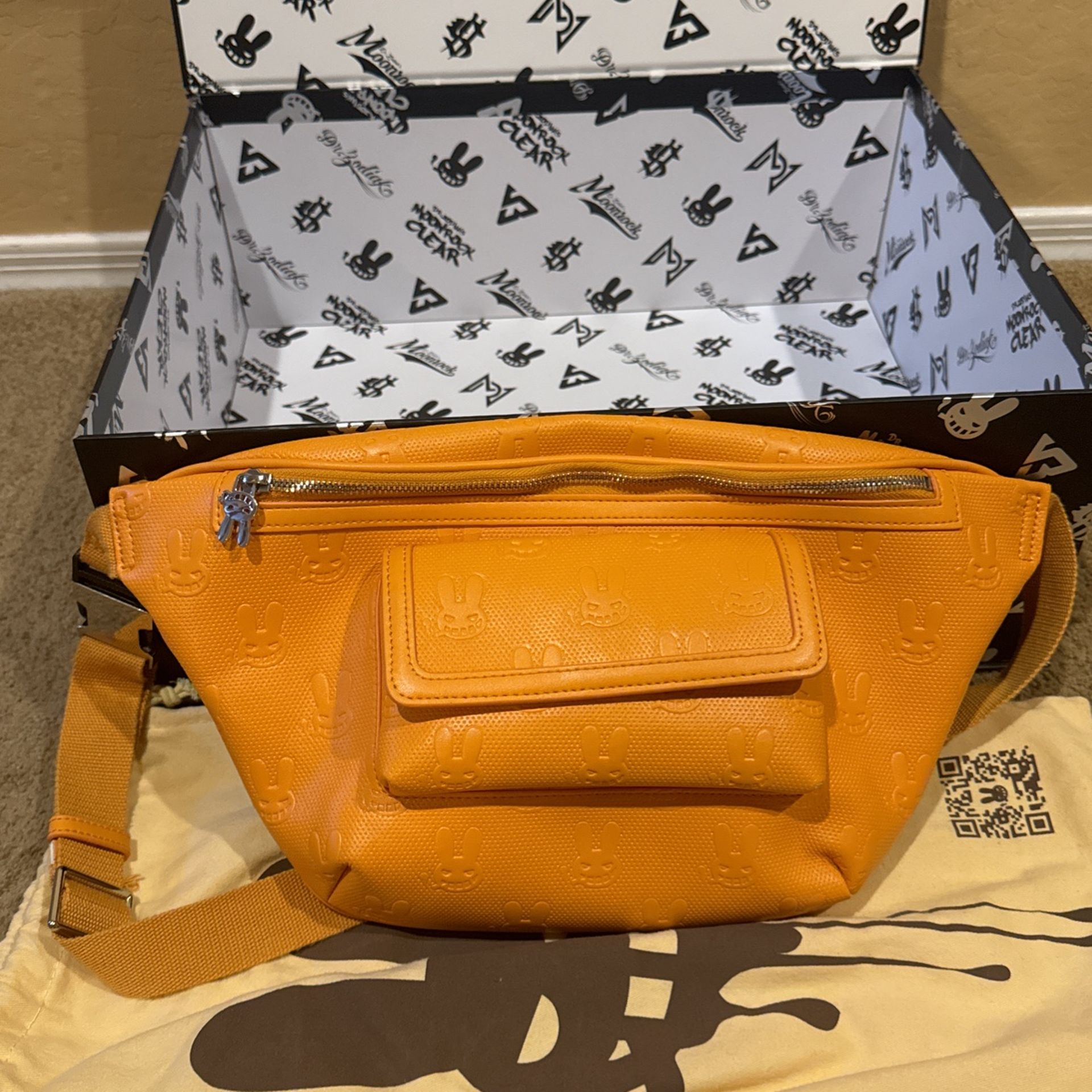 Dr. Zodiacs Moonrock Leather Bag