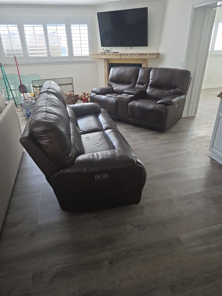 Motorized Reclining Sofas