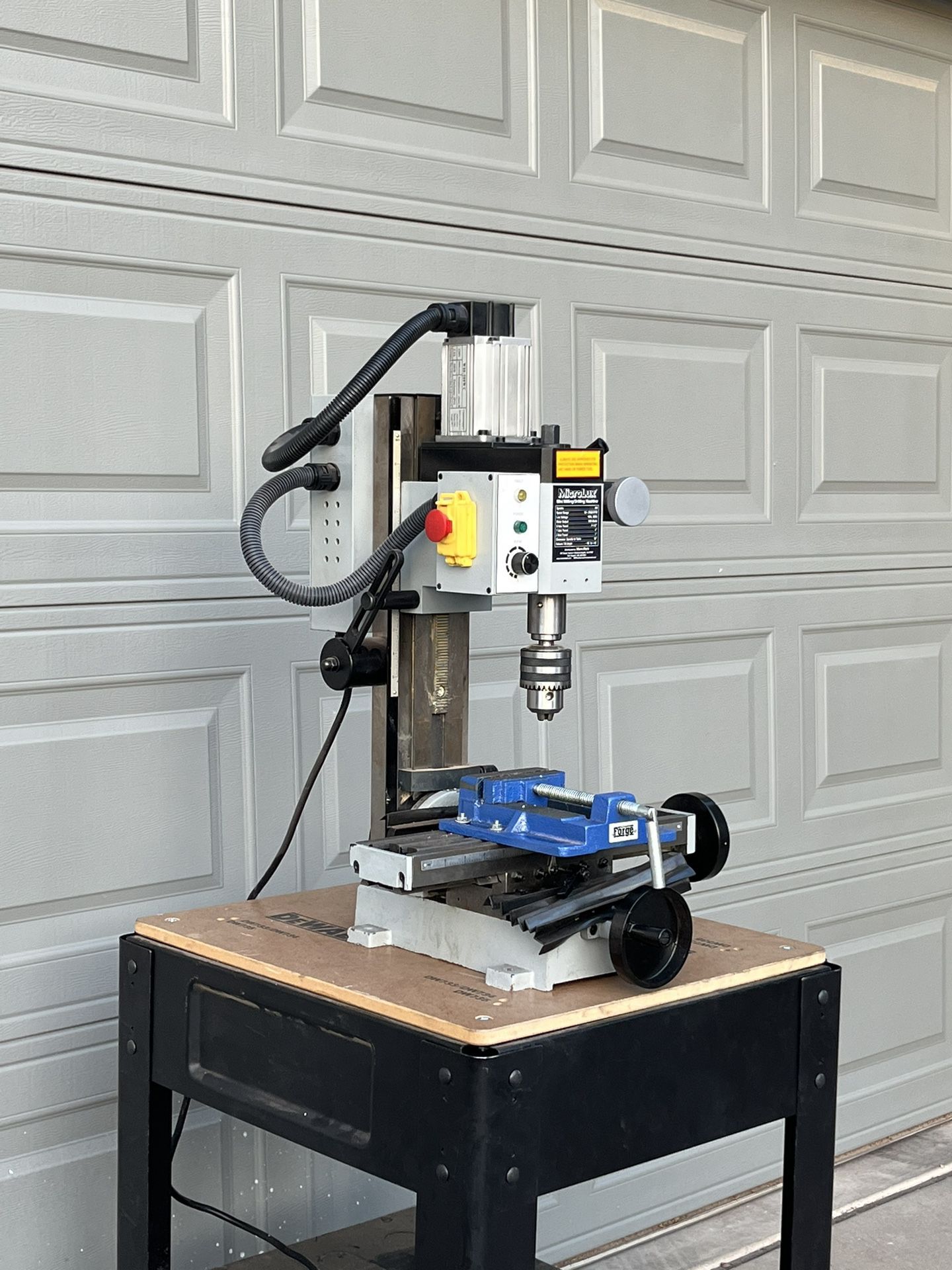 MicroLux Mini Mill and Table