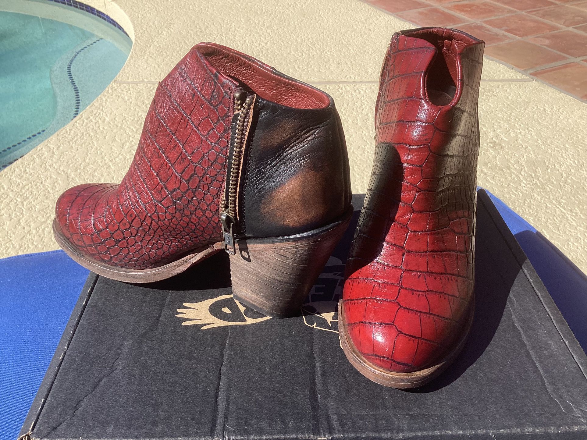 Freebird Boots Detroit 7 Fits Like 6 Brand new