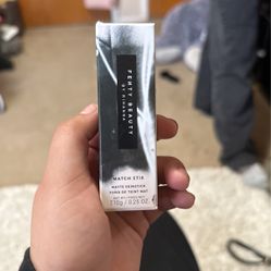 Fenty Beauty Bronzer Caviar