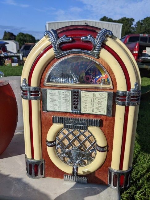 Spirit Of St. Louis Jukebox Radio