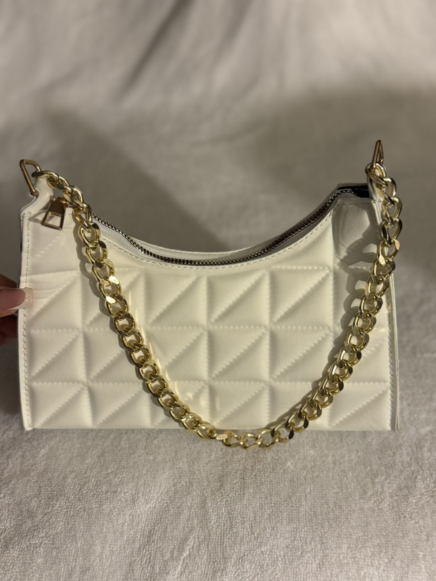 White Shoulder Bag