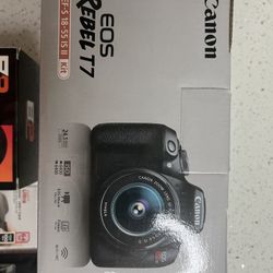 Canon Rebel T7 Camera