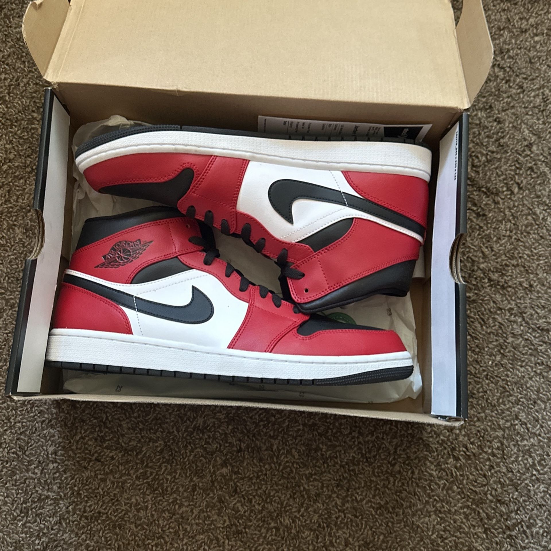 Jordan 1 Mid Size 13 