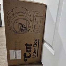 Automatic litter box for multiple cats