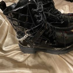 Black Boots  Women’s Size 8