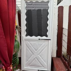 The Storm Door With Screen 32 X 80 Is In Perfect Condition 