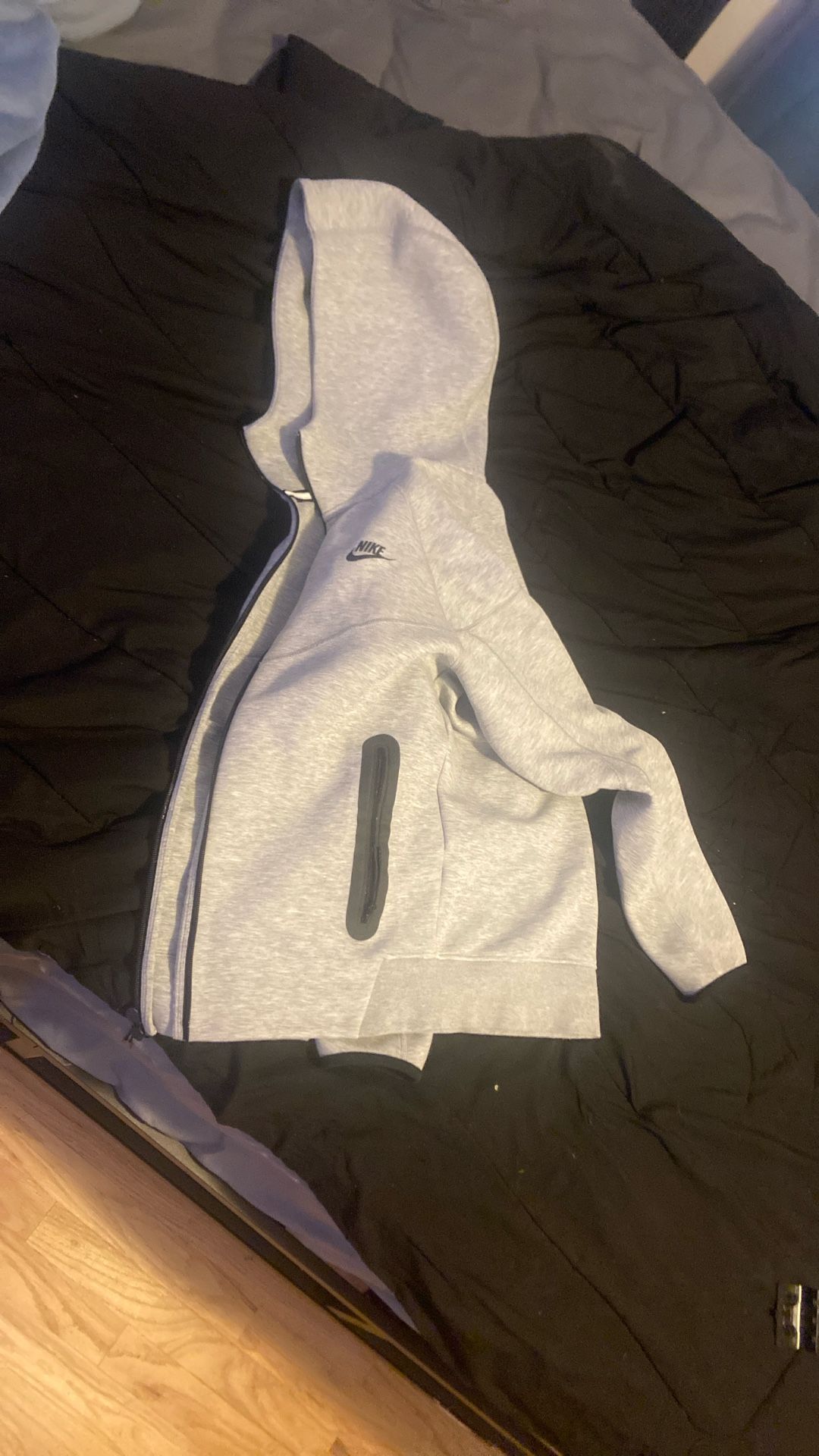 Size Small Nike Tech Gray 