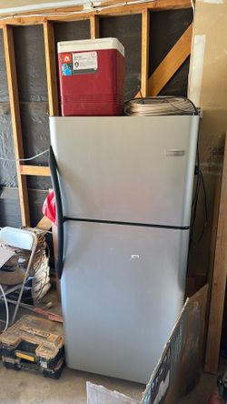 Frigidaire refrigerator