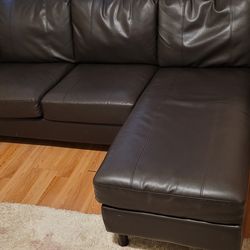 Leather Sectional (I CAN DELIVER)