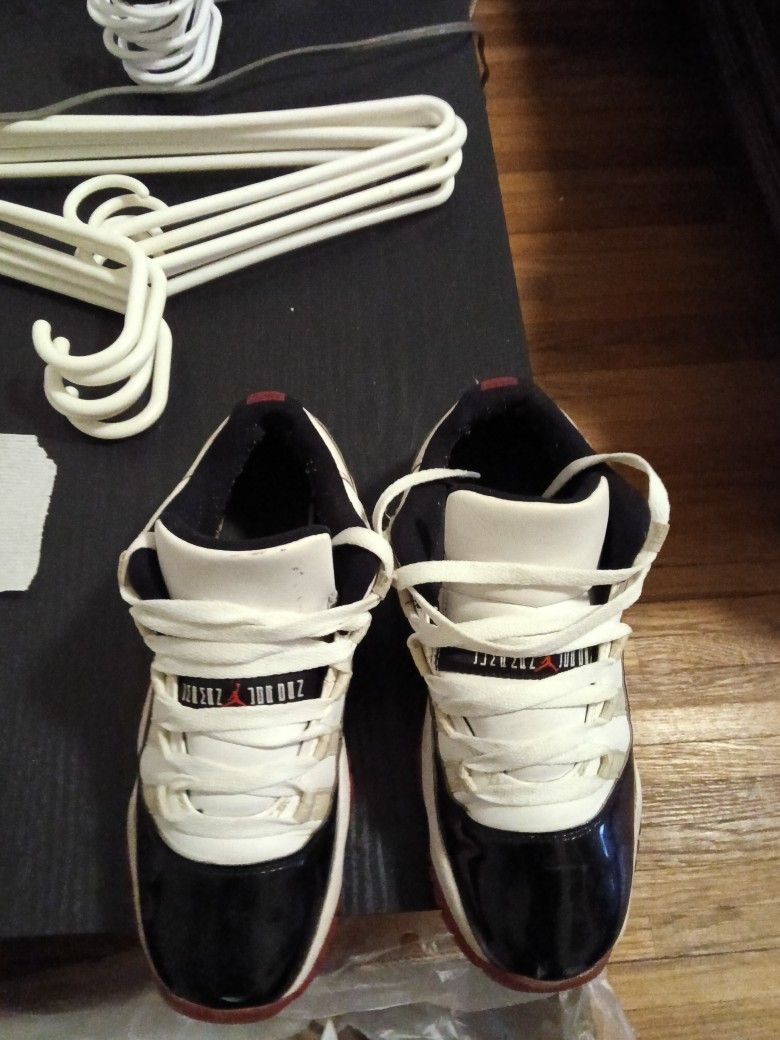 Jordan Retro 11 "Concord Bred"Men Size 7