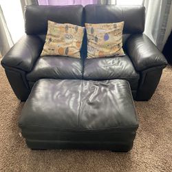 Good Black Leather Couch, LOVESEAT