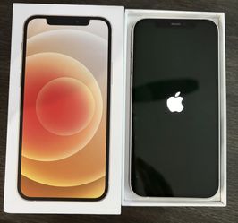 Apple iPhone 12 White 128GB W 20 Accessories (Cases Chargers Headphones Pop Sockets)