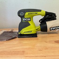 Ryobi 2 Amp Corded 1/4 Sheet Sander