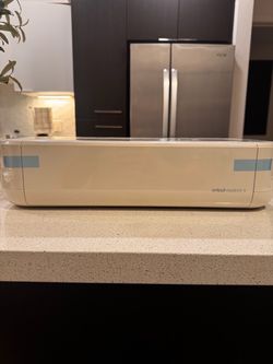 Cricut Explorer 5 Deluxe Bundle