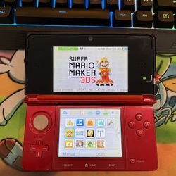 Nintendo 3DS Console w/ Super Mario Maker 3DS
