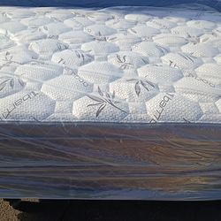 Brand new queen size pillowtop mattress and box spring free delivery depends on location