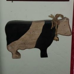 VINTAGE HAND PAINTED WOODEN FARM FARMHOUSE BARN MILK COW W/ COPPER COW BELL 3D HANGING WALL PICTURE ART PLAQUE DISPLAY DECOR